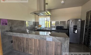 Quinta en Venta, Cadereyta a 10 mins. Allende