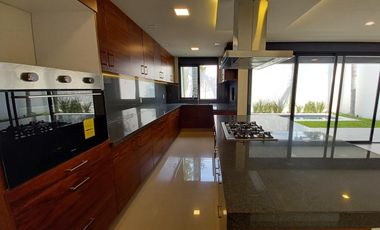 Venta Casa Nueva Jardines Delicias