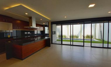 Venta Casa Nueva Jardines Delicias