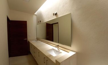 Venta Casa Nueva Jardines Delicias