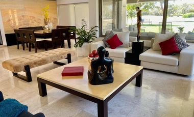 Casa con recamara en planta baja en el Fraccionamiento Paraíso Country Club