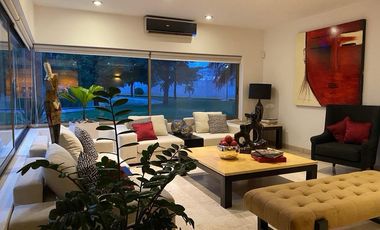 Casa con recamara en planta baja en el Fraccionamiento Paraíso Country Club