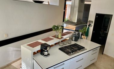 Casa con recamara en planta baja en el Fraccionamiento Paraíso Country Club