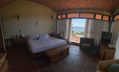 CASA ESTILO MEXICANO EN TEQUES