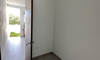 CASA EN VENTA EN FRACCIONAMIENTO FARASI, HARAS DEL BOSQUE