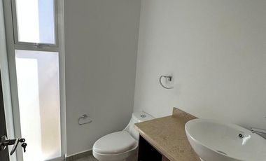 CASA EN VENTA EN FRACCIONAMIENTO FARASI, HARAS DEL BOSQUE