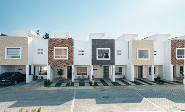 Casa en VENTA Reforma Nuevo León Cuautlancingo Puebla.