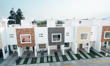 Casa en VENTA Reforma Nuevo León Cuautlancingo Puebla.