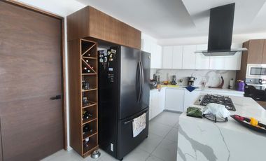 Casa en  Venta en Altozano, Fraccionamiento privado