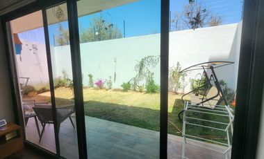 Casa en  Venta en Altozano, Fraccionamiento privado