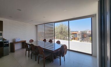 Casa en  Venta en Altozano, Fraccionamiento privado