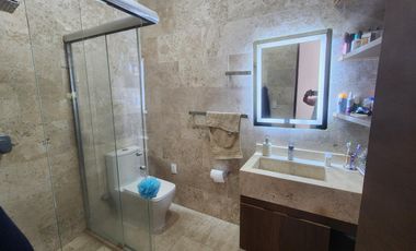 Casa en  Venta en Altozano, Fraccionamiento privado