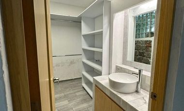 Casa en Club de Golf.