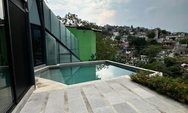 Casa en Club de Golf.