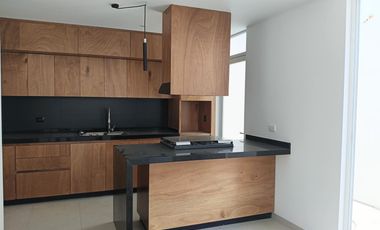 Casa venta en Fraccionamiento Residencial Punta del Cielo en Aguascalientes.