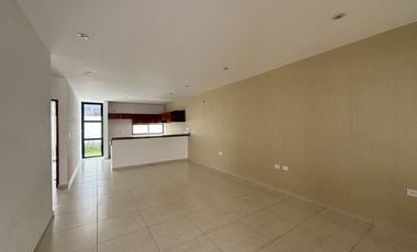 LOMAS DEL DORADO, Casa en VENTA con recámara en PLANTA BAJA, área de TV y estudio, (IV)