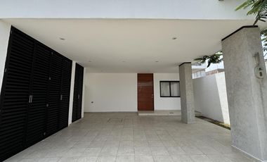 LOMAS DEL DORADO, Casa en VENTA con recámara en PLANTA BAJA, área de TV y estudio, (IV)
