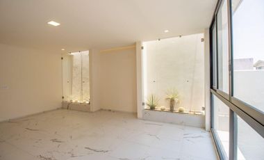 CASA JARDINES DE DELICIAS