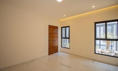 CASA JARDINES DE DELICIAS