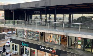 LOCAL EN VENTA  Plaza Montes Aconcagua