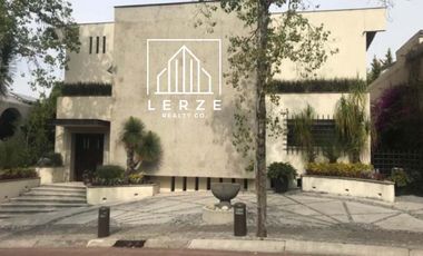 Casa en Venta en Fraccionamiento la Punta, Lomas de Vista Hermosa V