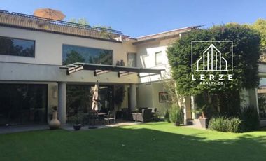 Casa en Venta en Fraccionamiento la Punta, Lomas de Vista Hermosa V