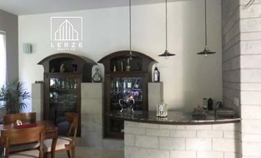 Casa en Venta en Fraccionamiento la Punta, Lomas de Vista Hermosa V