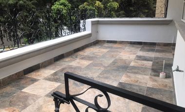 Casa en Remodelada Parques de la Herradura