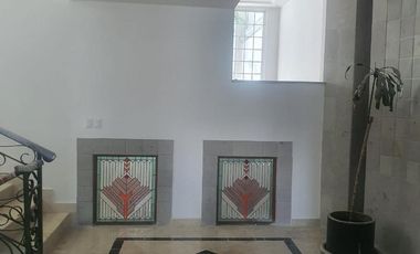 Casa en Remodelada Parques de la Herradura