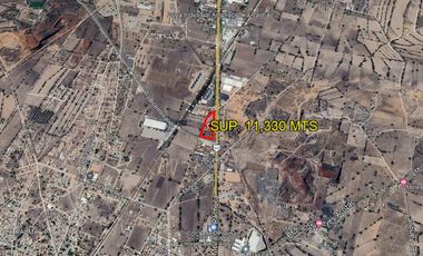 Terreno en Carretera  México - Pachuca  y  Av. Bicentenario Sup. 11,330 m2