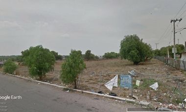 Terreno en Carretera  México - Pachuca  y  Av. Bicentenario Sup. 11,330 m2