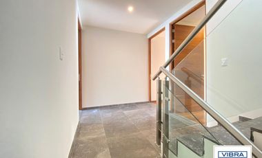 Hermosa casa NUEVA en condominio a la venta, Tetelpan.