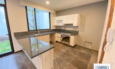 Hermosa casa NUEVA en condominio a la venta, Tetelpan.