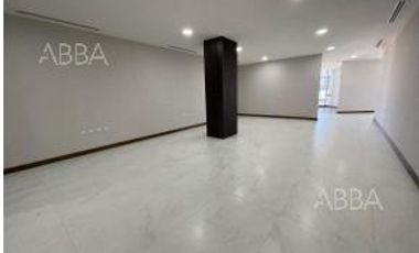 Oficina en  Renta en Torre Azenzo 14 cajones de estacionamiento