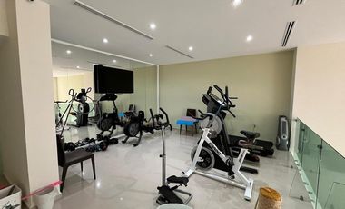 Departamento en Costa de Oro, 3 recámaras con vestidor y baño cada una, alberca.