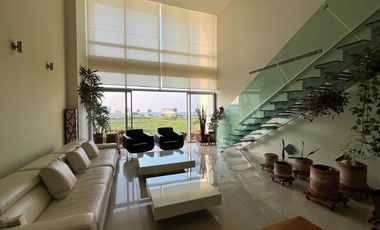 Departamento en Costa de Oro, 3 recámaras con vestidor y baño cada una, alberca.