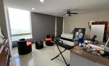 Departamento en Costa de Oro, 3 recámaras con vestidor y baño cada una, alberca.