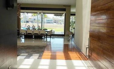 El Dorado Residencial y Marina, Residencia con canal de navegación.