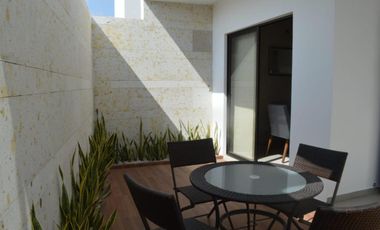 Fracc. JARDINES del SUR, CASA en VENTA de 3 recamaras, con jardín