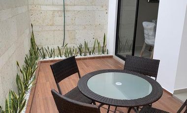 Fracc. JARDINES del SUR, CASA en VENTA de 3 recamaras, con jardín