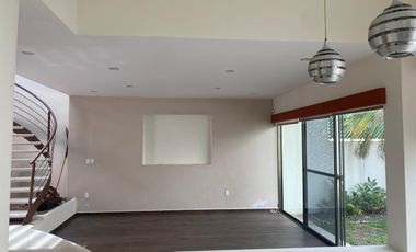 CASA EN RENTA EN FRACC. LAS PALMAS, MEDELLIN DE BRAVO, VERACRUZ