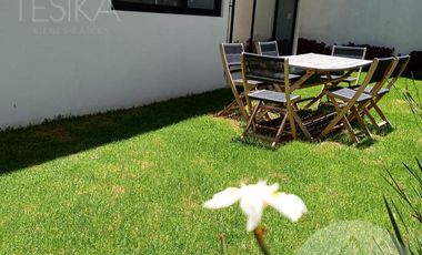 Venta de casa nueva en Metepec, 4 habitaciones, estacionamiento techado y amenidades