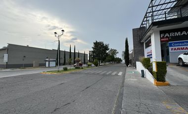 VENTA | Local comercial y de servicios para oficinas de 560 m2, uso actual: GYM