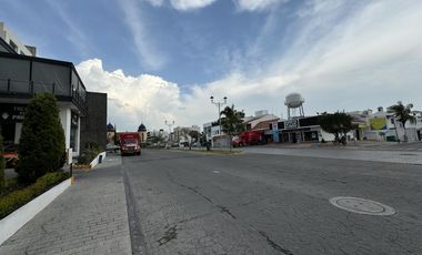 VENTA | Local comercial y de servicios para oficinas de 560 m2, uso actual: GYM