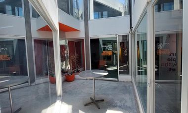 RENTA | Edificio de 336 m2 en 3 niveles, Arboledas del Parque, Qro.