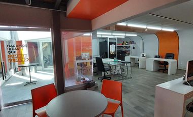 RENTA | Edificio de 336 m2 en 3 niveles, Arboledas del Parque, Qro.