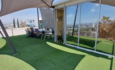 RENTA | Edificio de 336 m2 en 3 niveles, Arboledas del Parque, Qro.