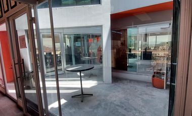 RENTA | Edificio de 336 m2 en 3 niveles, Arboledas del Parque, Qro.