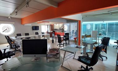 RENTA | Edificio de 336 m2 en 3 niveles, Arboledas del Parque, Qro.