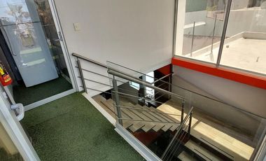 RENTA | Edificio de 336 m2 en 3 niveles, Arboledas del Parque, Qro.